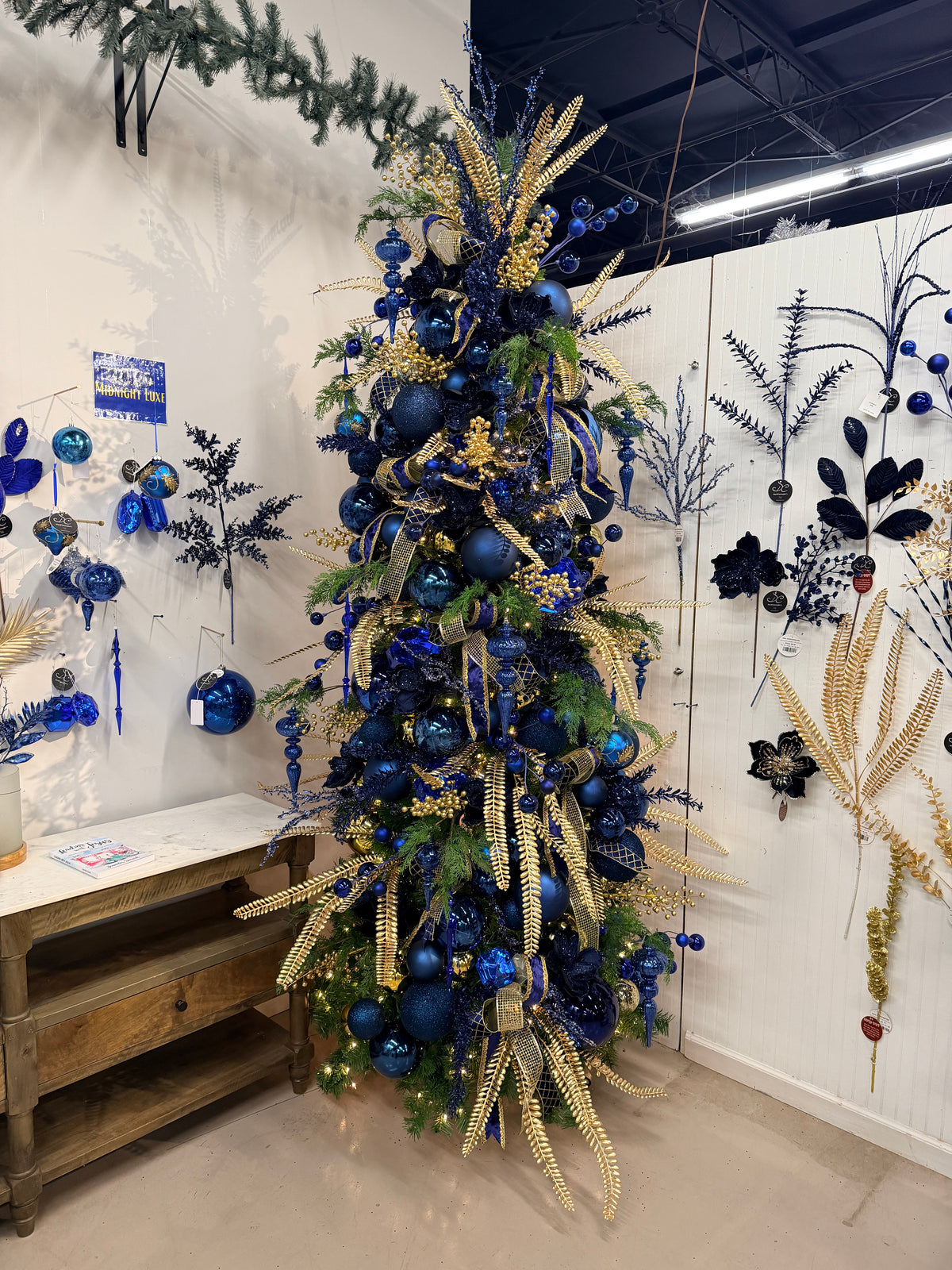 DIY "Midnight Luxe" Christmas Tree Decorating Kit {Assembly Required}