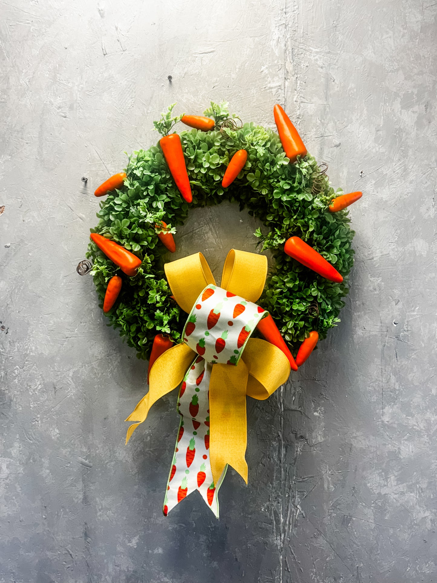 "Carrot Crazy Boxwood Wreath" {Completed Wreath}