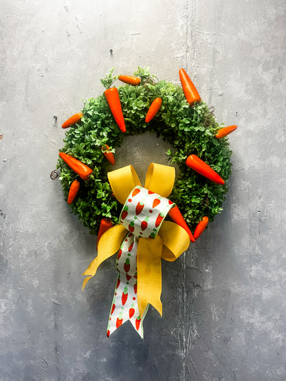 19" Plastic Boxwood Wreath | XJE