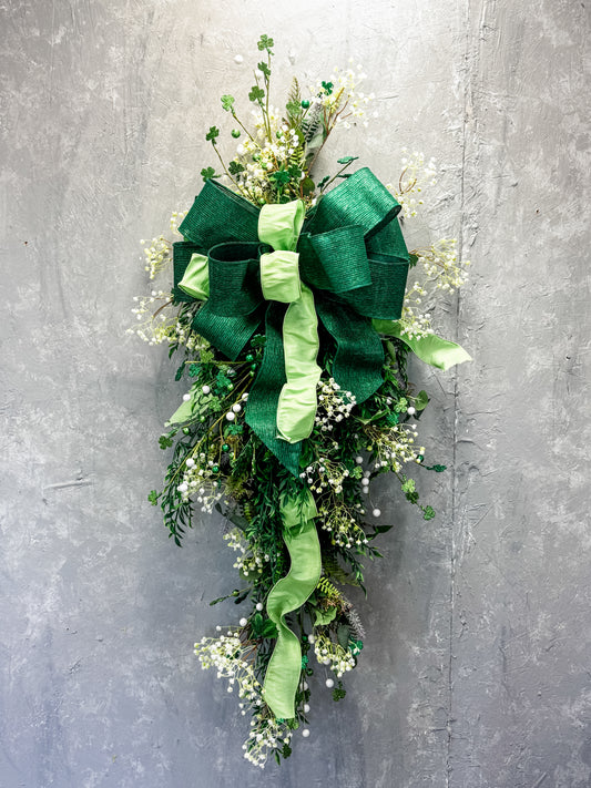 St. Patrick's Day Swag DIY Kit {Assembly Required}