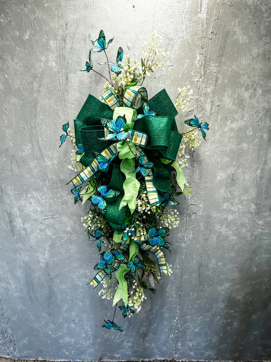 Spring Butterflies Swag DIY Kit {Assembly Required}