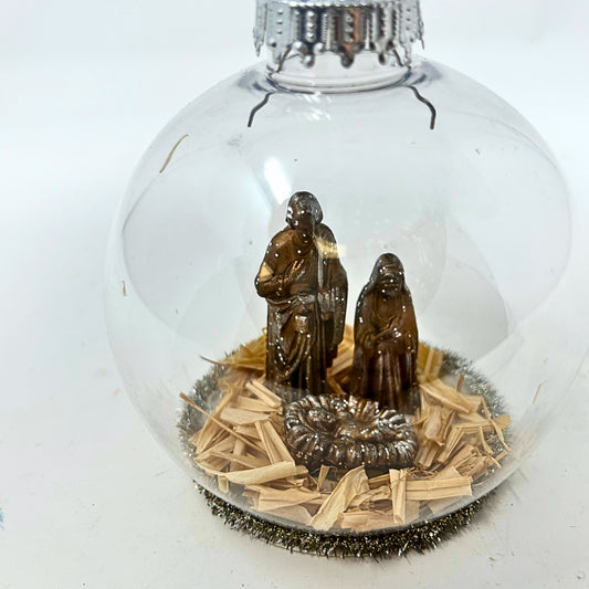 Nativity Ornament Joseph, Mary, and Jesus 4" | YK