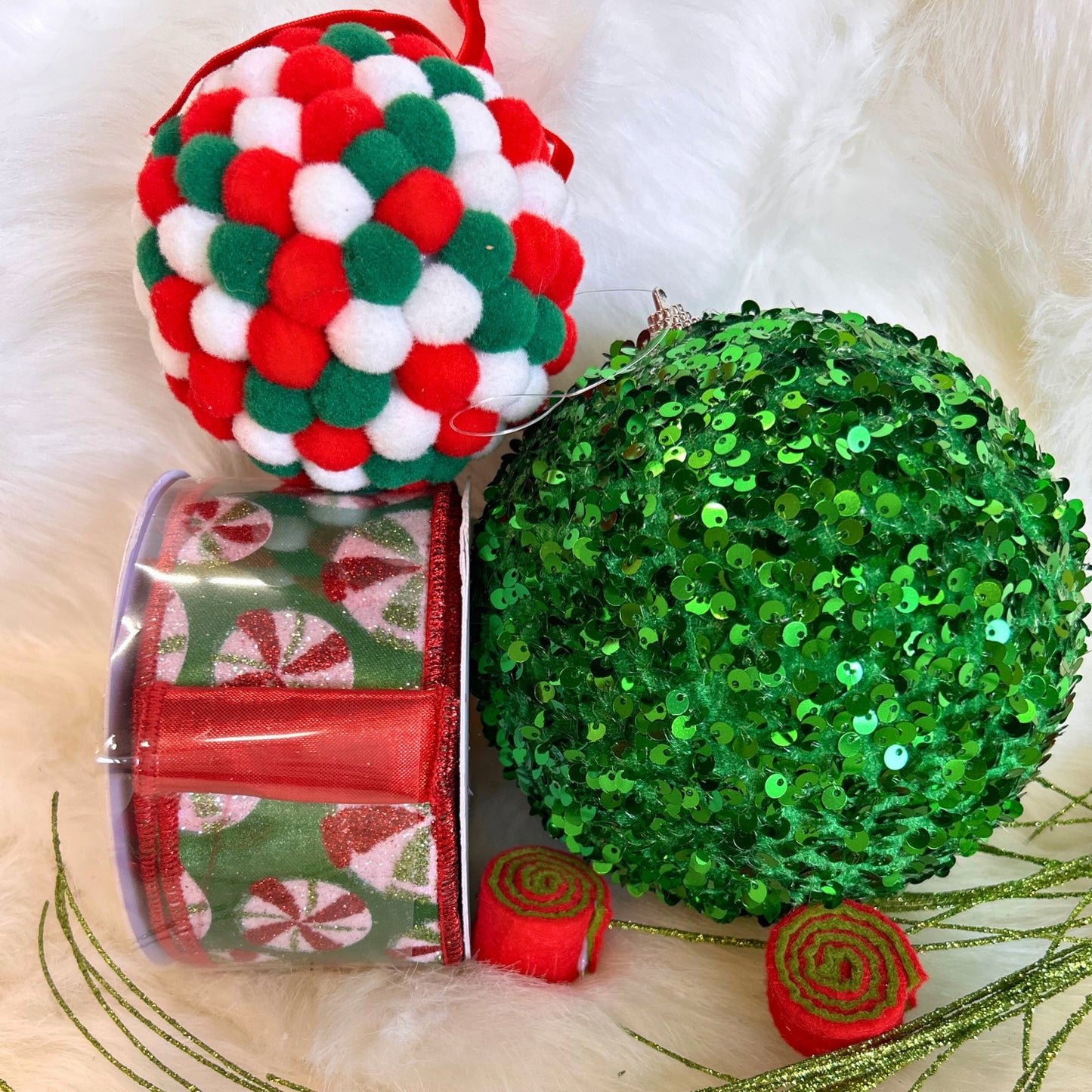 Mystery Christmas Tree Box - Red and Green