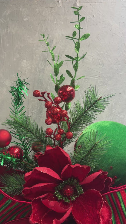 "A Traditional Christmas" Swag DIY Kit {Assembly Required}