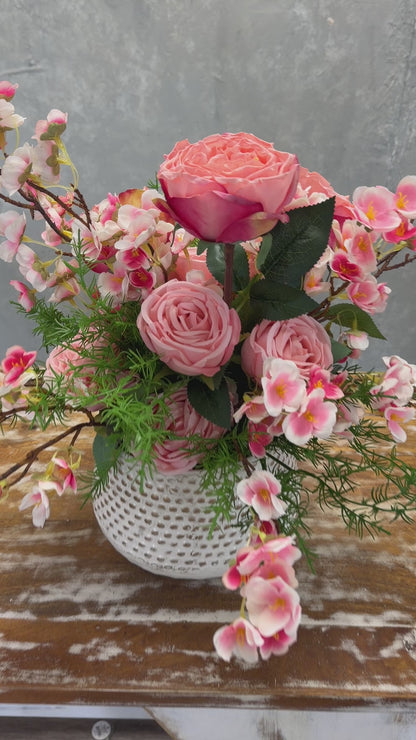 DIY Southern Rose Table Top Arrangement {Assembly Required}