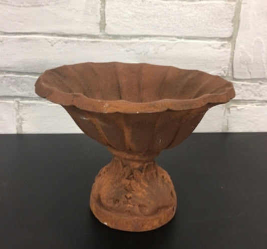 Lotus Leaf Urn - Rust