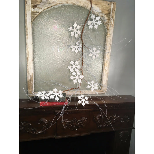 55" Glitz Snowflake / Twig Garland in White/Silver | QD
