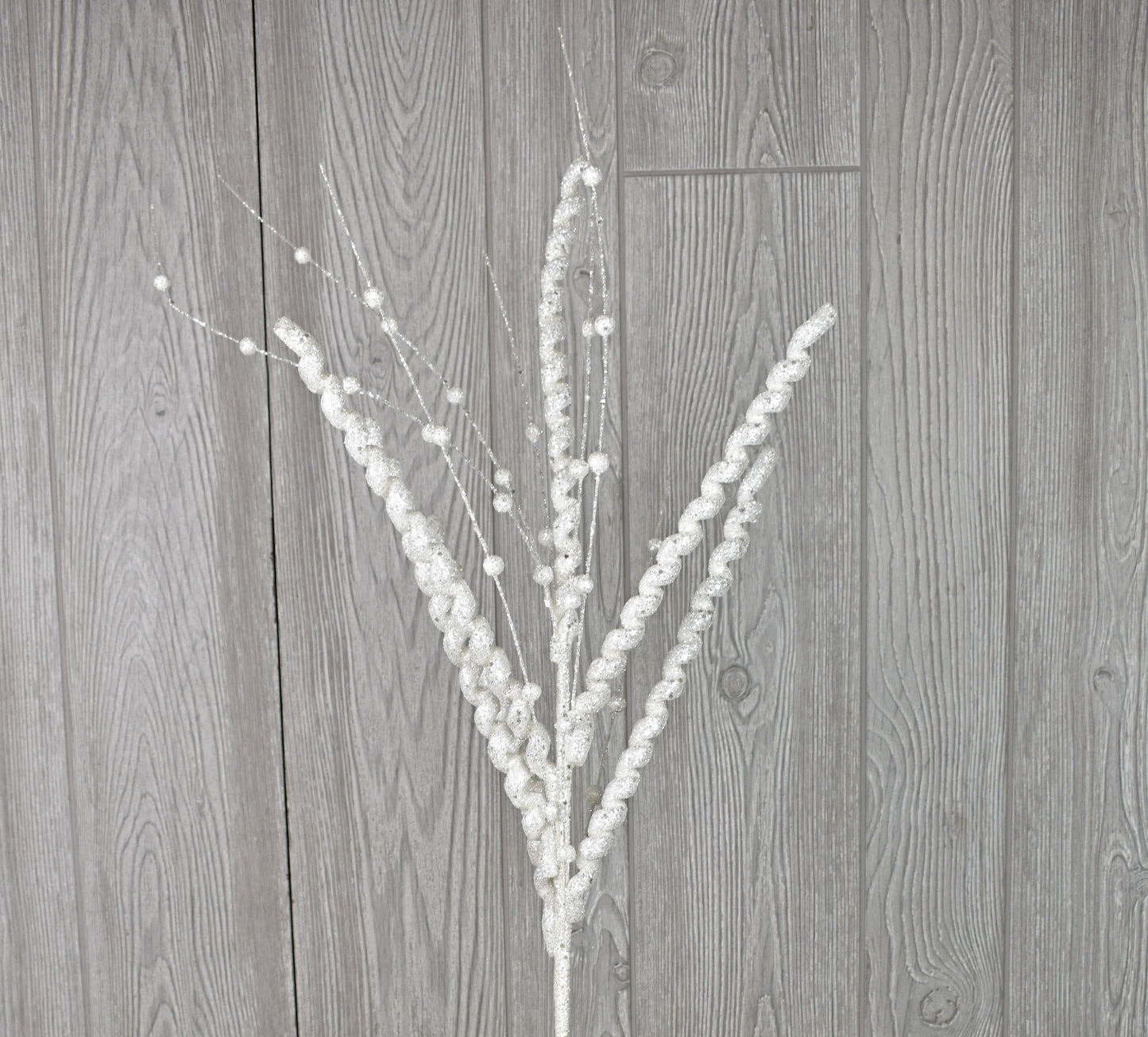 38" Curly Spray with Balls in White | QD