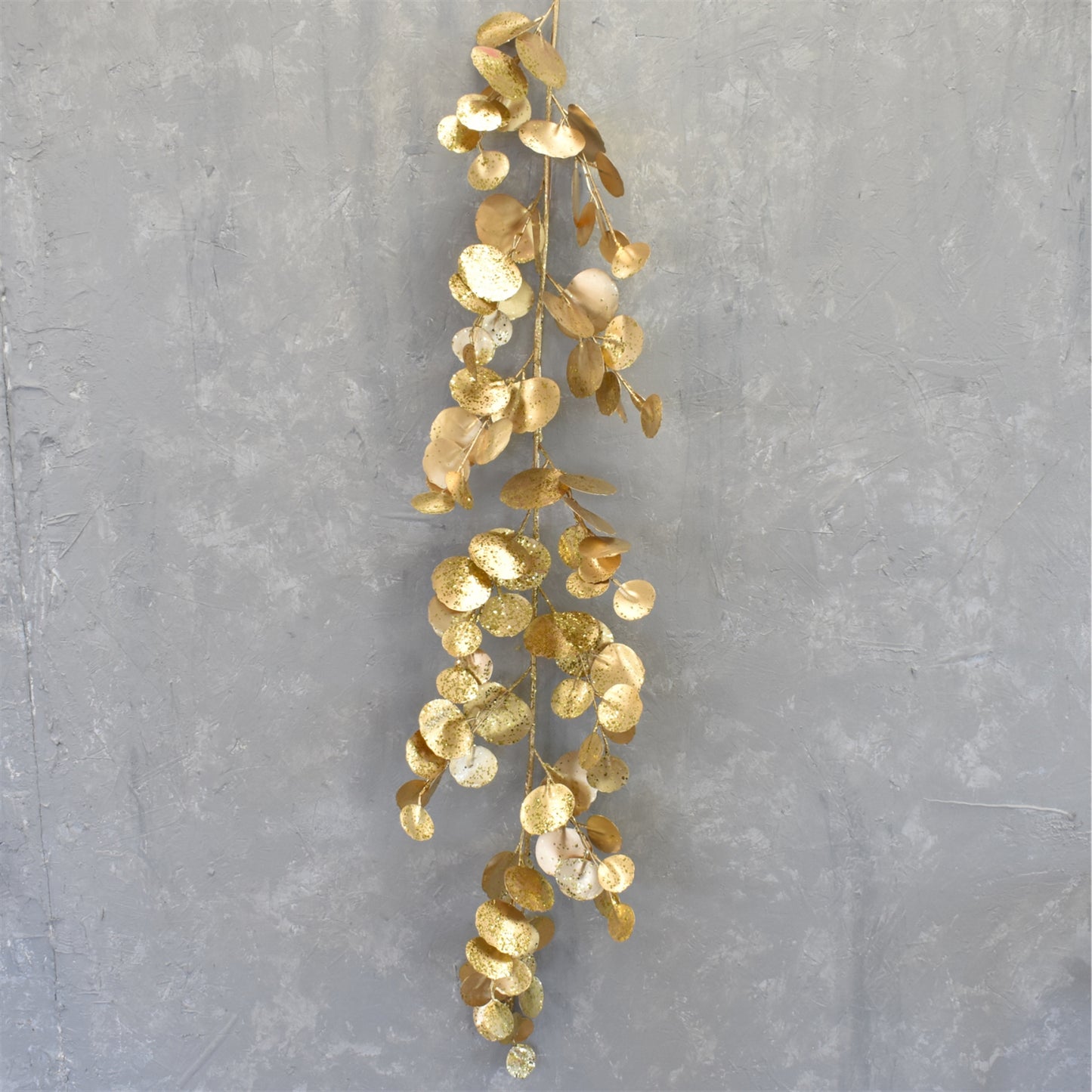 Brilliant Metallic Silver Dollar Eucalyptus Garland 51" | XJC22