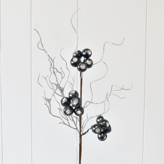 Ravishing Berry Pod With Gem Center 22" in Black/Silver | QDC22