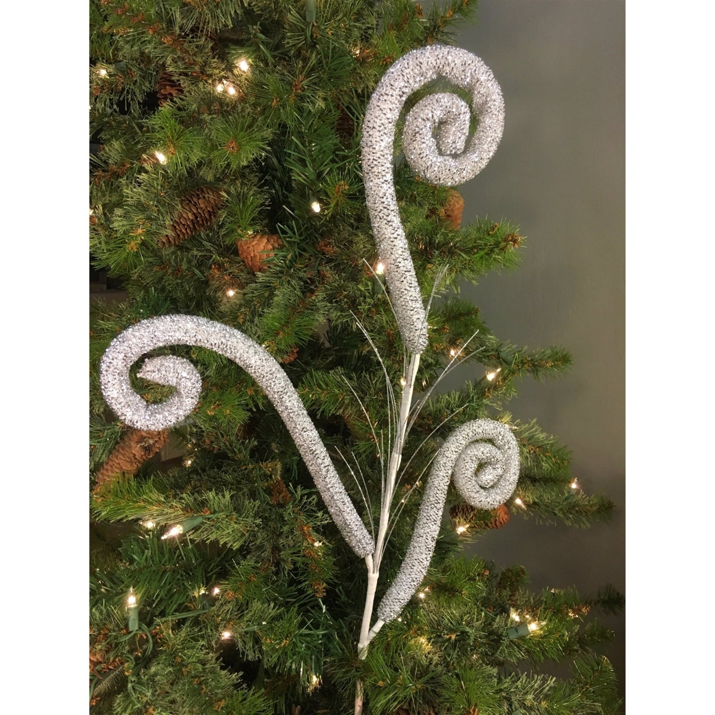 30" Whimsy Jumbo Curl Spray in Silver | QD