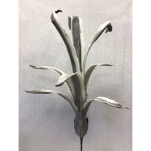 Load image into Gallery viewer, Eva Wild Yucca Plant 42&#39;&#39; Grey Wash | YSE23