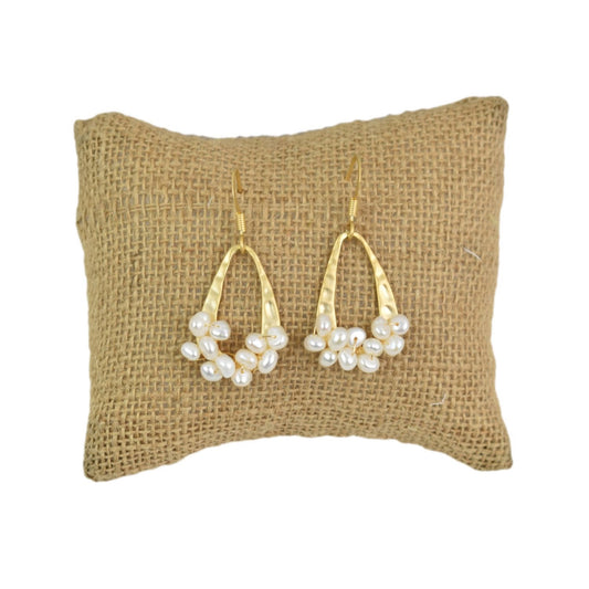 Chelsea Hammered Pearl Earrings