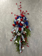 Load image into Gallery viewer, 22&quot; Hydrangea Bush with Leaves in Helio Blue | XJE
